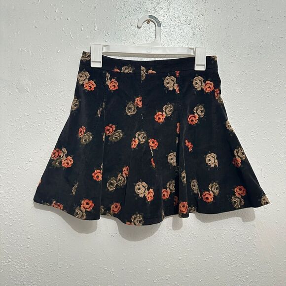 Free People Dresses & Skirts - Free People Black Good Day Sunshine"A-Line Floral Stretch Corduroy Skirt Sz 4